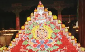 藏族酥油花灯节的起源
